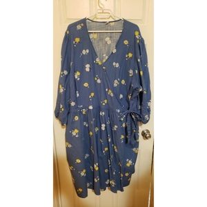 Old Navy ~ Blue Denim color dress with daisies~ 4x